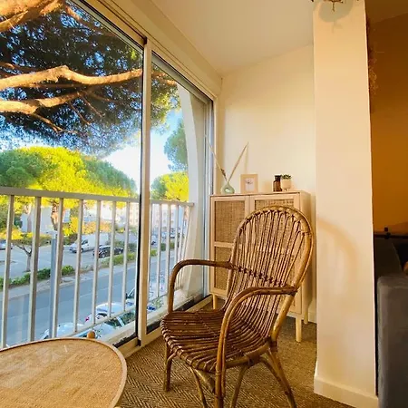 アパート La Boheme ラ・グランド・モット